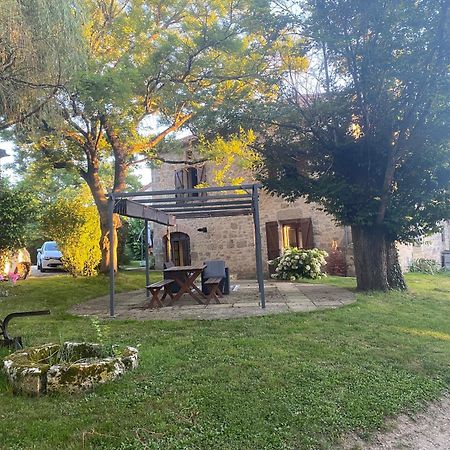 CHEZ SOPHIE -Chambres d’hôtes, Gîte et Gîte équestre Clermont-Dessous Esterno foto